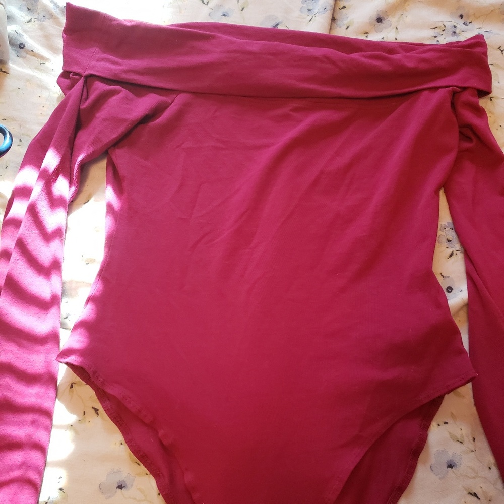 NWOT Forever21 magenta bodysuit